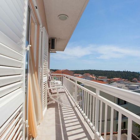 Apartman Antonio Apartamento Makarska Exterior foto