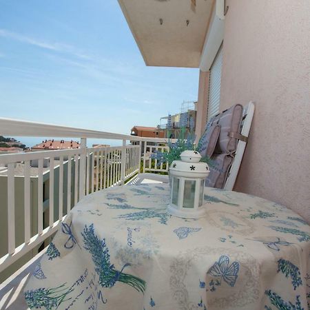 Apartman Antonio Apartamento Makarska Exterior foto